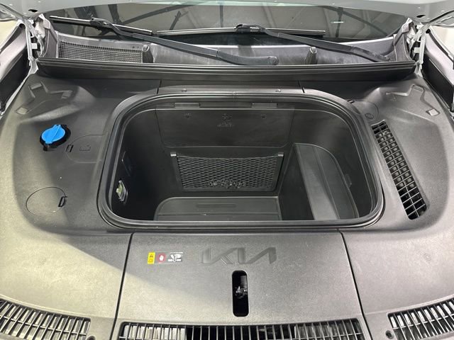 Used 2024 Kia EV9 Light RWD image 10
