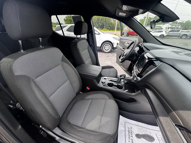 Used 2023 Chevrolet Traverse LT image 12