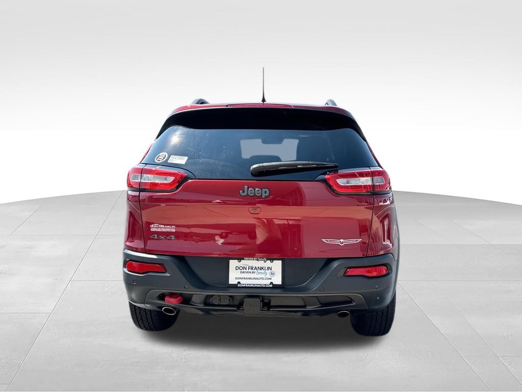 Used 2017 Jeep Cherokee Trailhawk AWD/4WD image 7