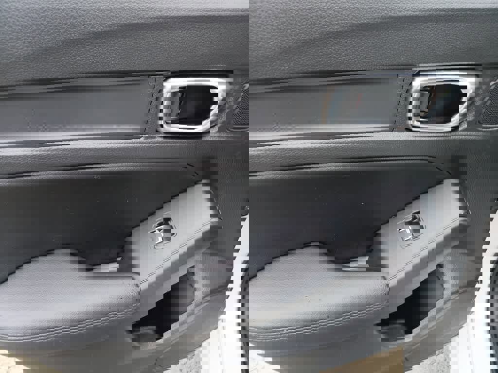 Used 2023 Acura Integra image 18