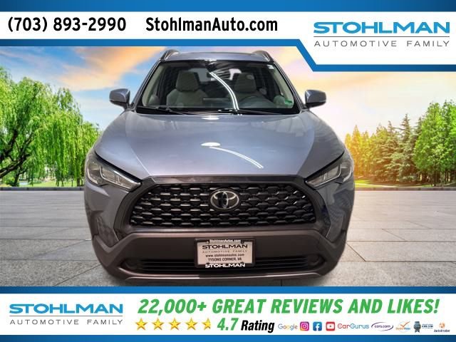 Used 2024 Toyota Corolla Cross LE image 9