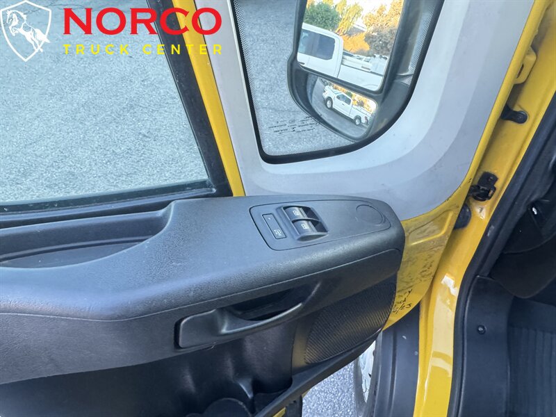 Used 2018 RAM ProMaster 2500 FWD image 18