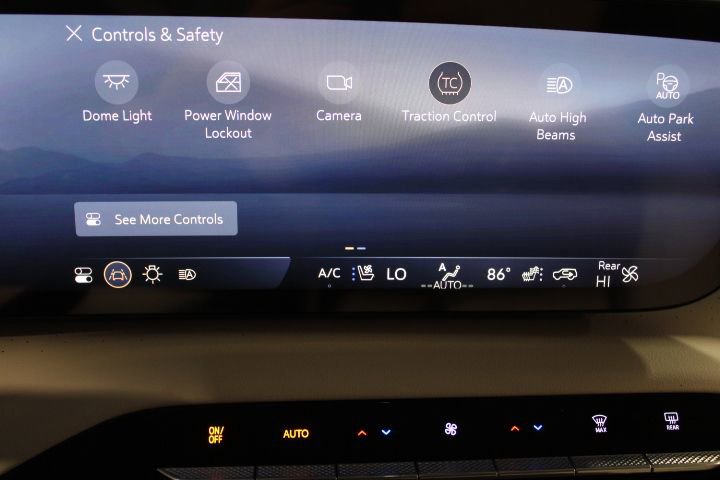 Certified 2025 Buick Enclave Avenir w/ Super Cruise Package image 50