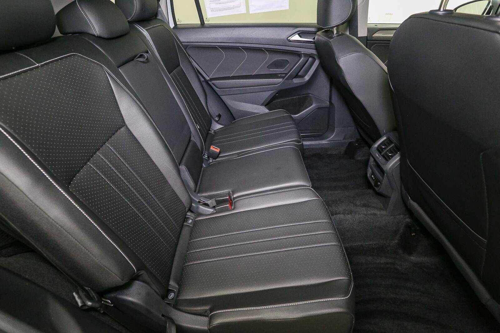 Certified 2024 Volkswagen Tiguan SE AWD/4WD image 25