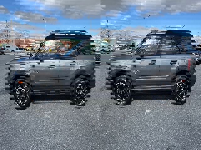 New 2026 Ford Bronco Sport Outer Banks w/ Outer Banks Tech Package+ video 2