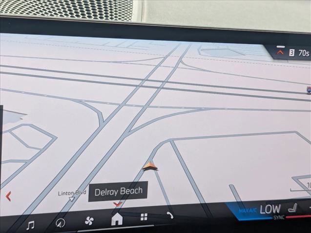 Certified 2025 BMW 330i Sedan w/ Convenience Package image 13