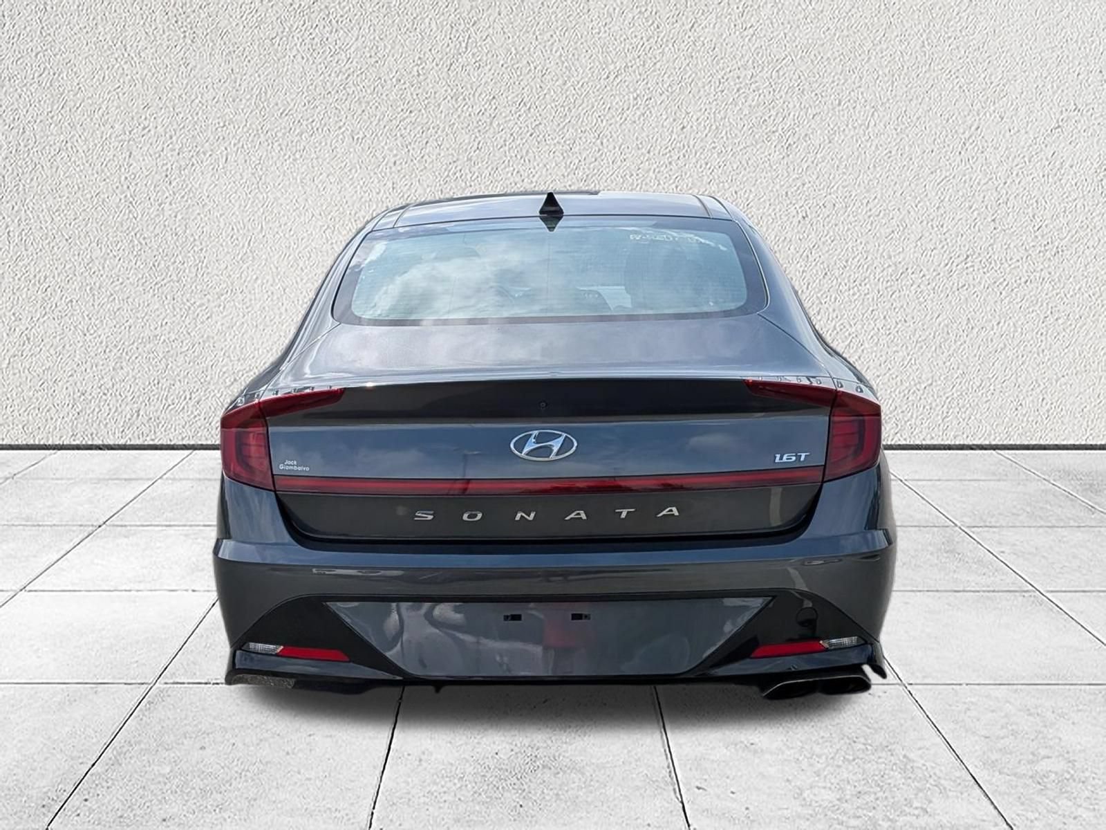 Used 2022 Hyundai Sonata SEL Plus w/ Preferred Accessory Package FWD image 4