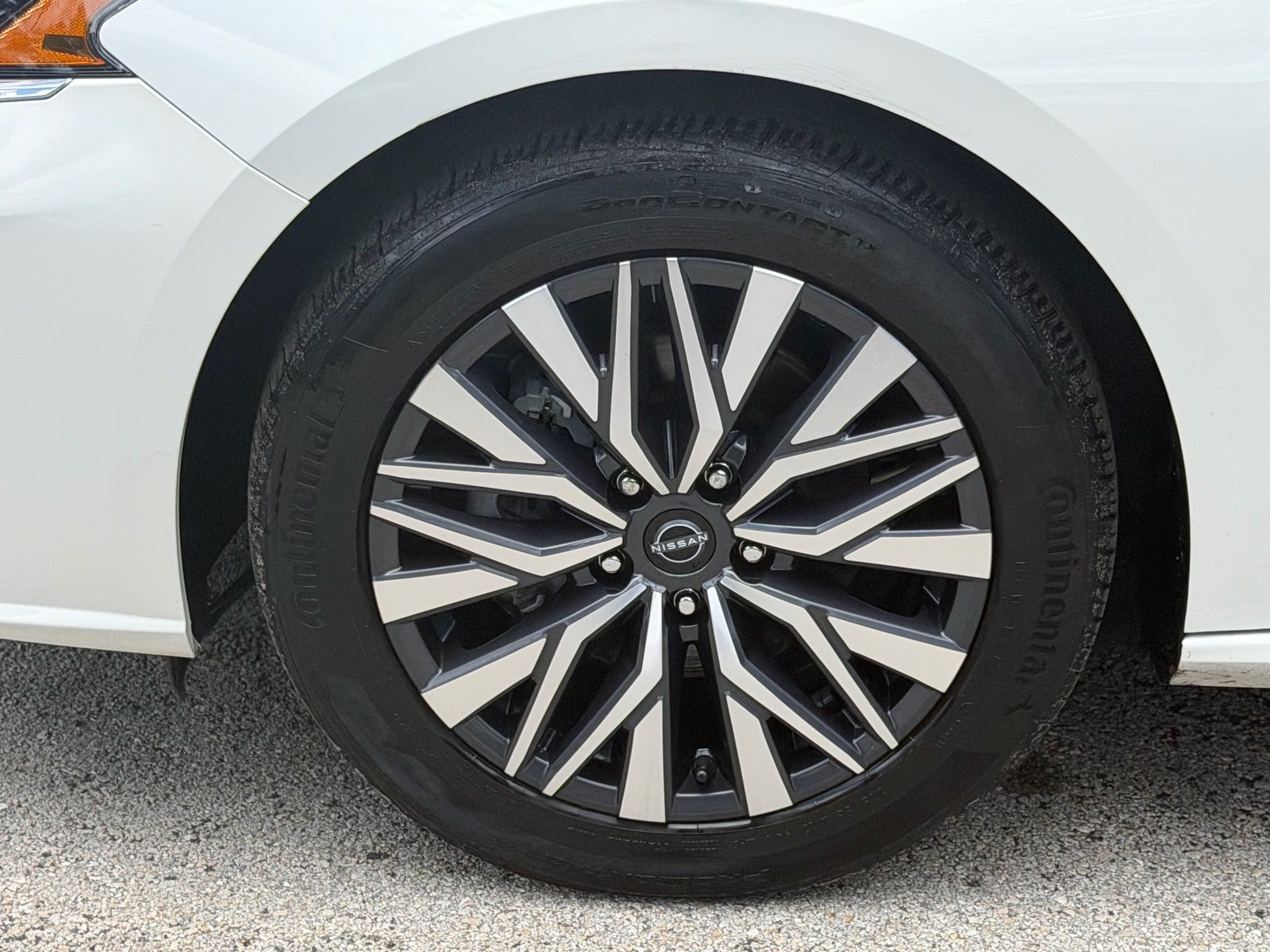Certified 2023 Nissan Altima 2.5 SV FWD image 18