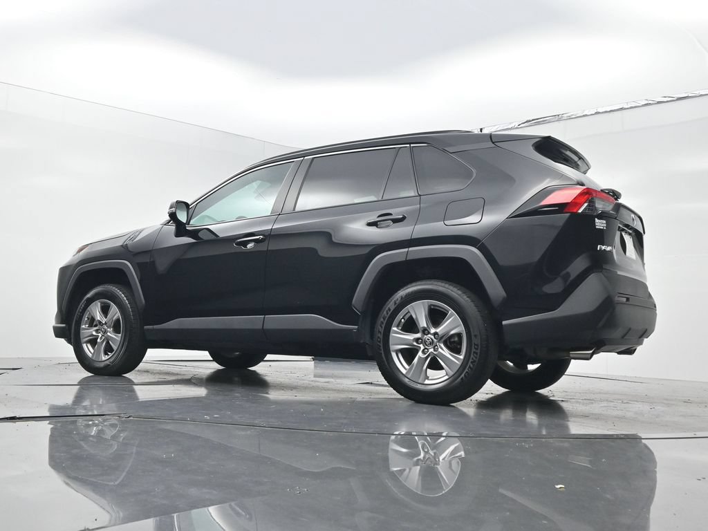 Used 2024 Toyota RAV4 XLE AWD/4WD image 21