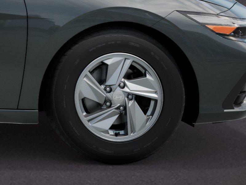 New 2026 Hyundai Elantra SE FWD image 8