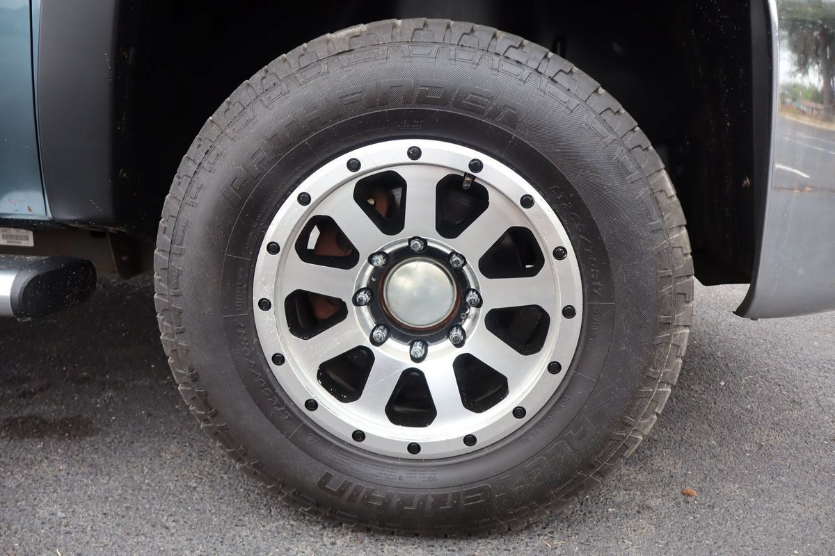 Used 2009 Chevrolet Silverado 2500 LTZ w/ LTZ Plus Package AWD/4WD image 42