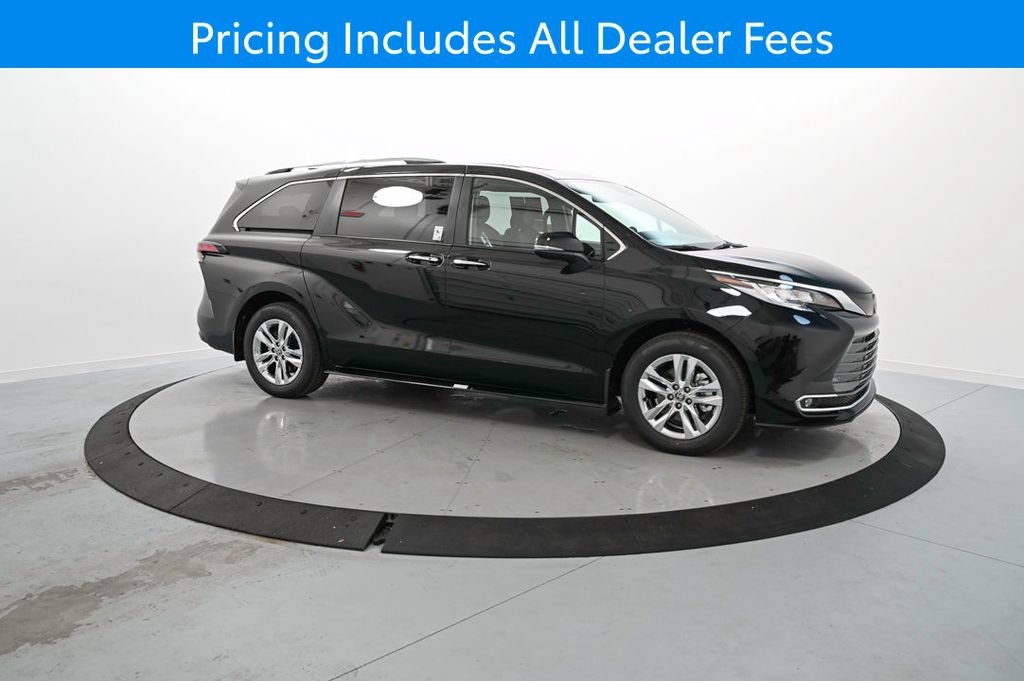 New 2026 Toyota Sienna Limited FWD image 4