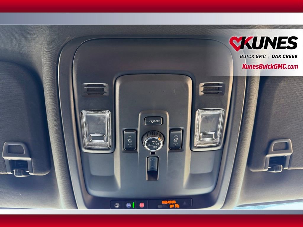 Used 2025 GMC Yukon Denali image 24