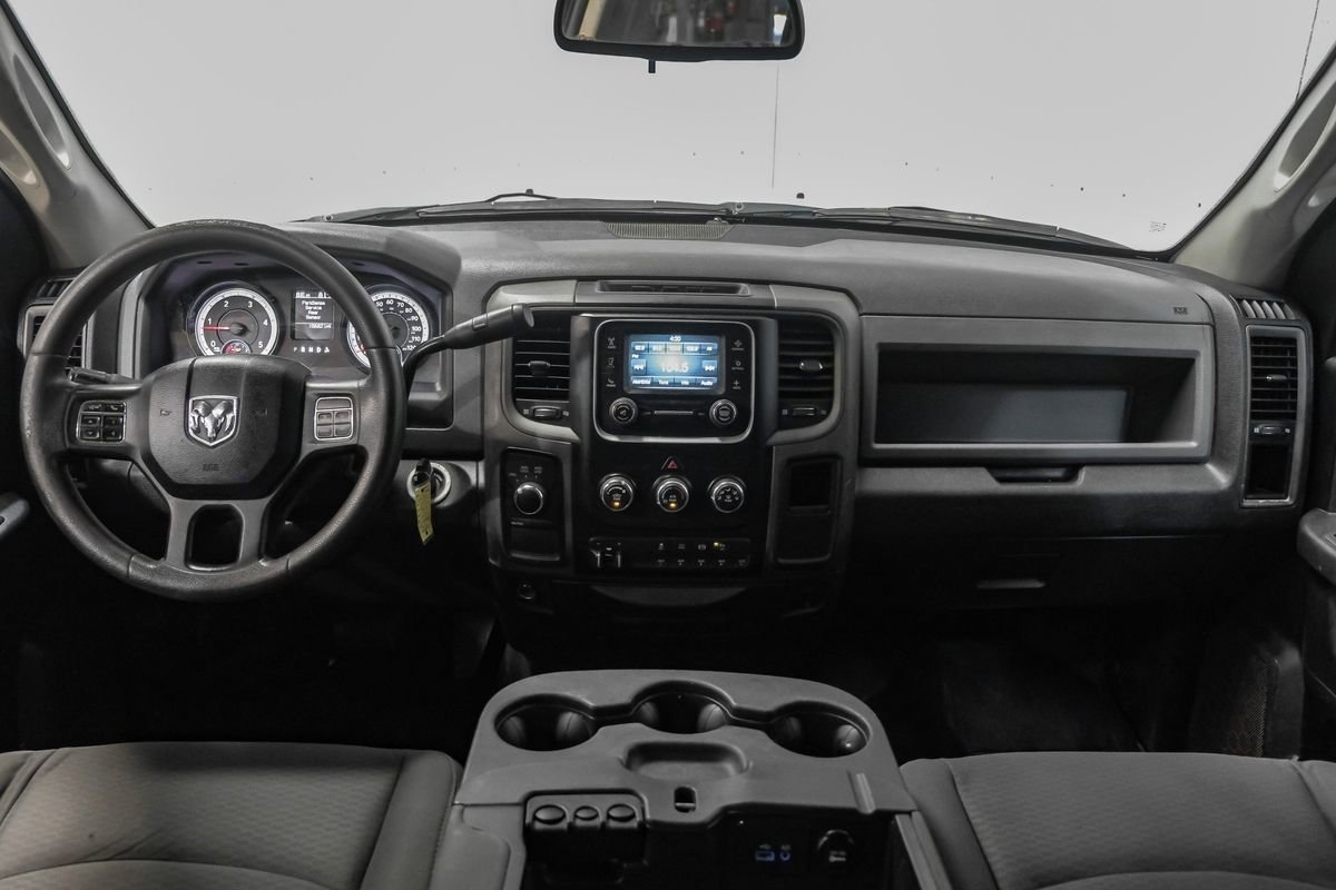 Used 2014 RAM 2500 Tradesman w/ Chrome Appearance Group image 13