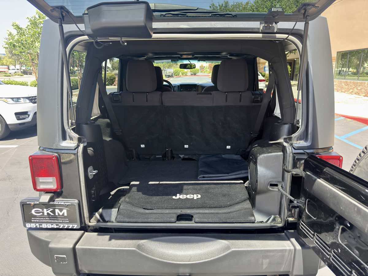 Used 2013 Jeep Wrangler Unlimited Sport image 54