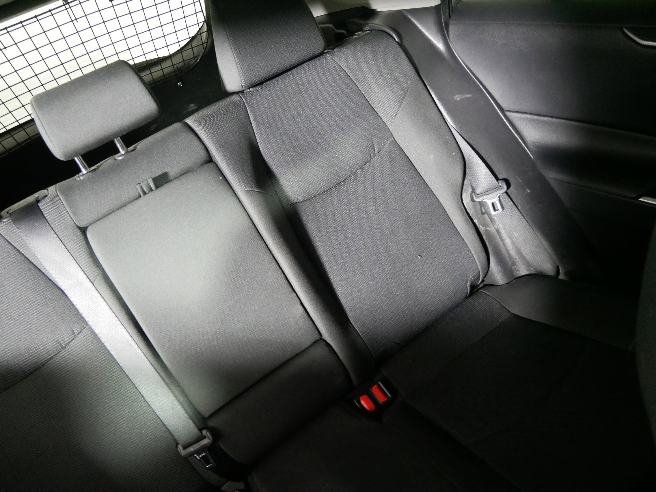 Used 2021 Toyota RAV4 LE AWD/4WD image 14