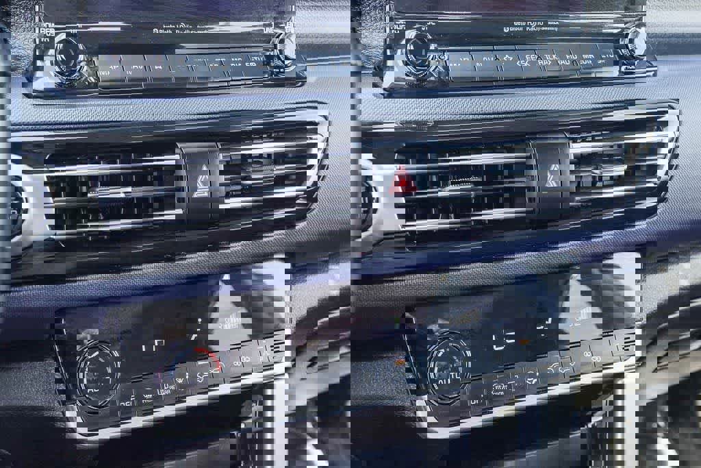 Used 2022 Kia Seltos Nightfall Edition image 21