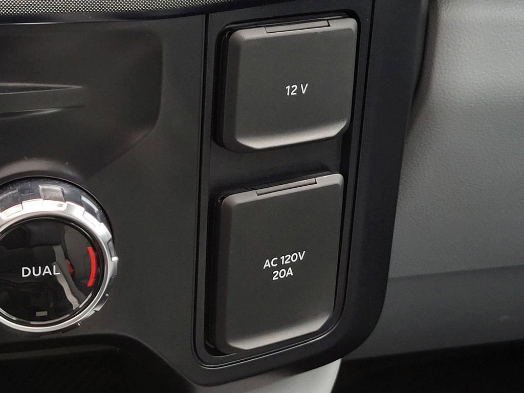 Used 2024 Ford F250 Limited image 28