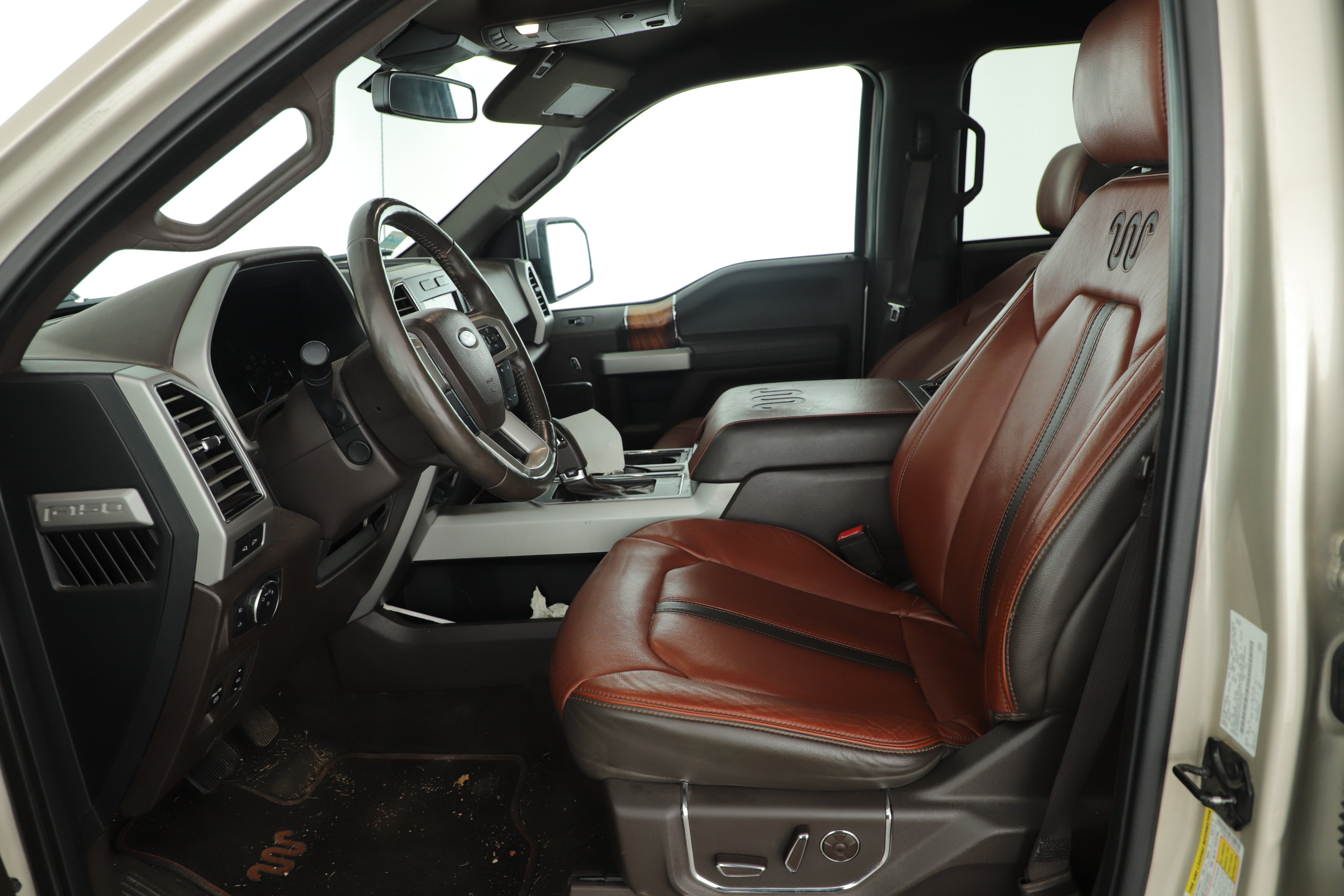 Used 2018 Ford F150 King Ranch w/ Equipment Group 601A Luxury AWD/4WD image 19