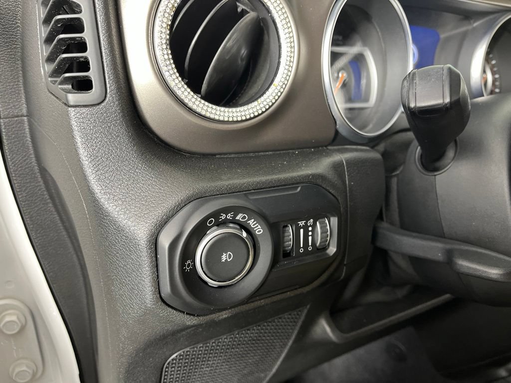 Used 2018 Jeep Wrangler Unlimited Sport S AWD/4WD image 29