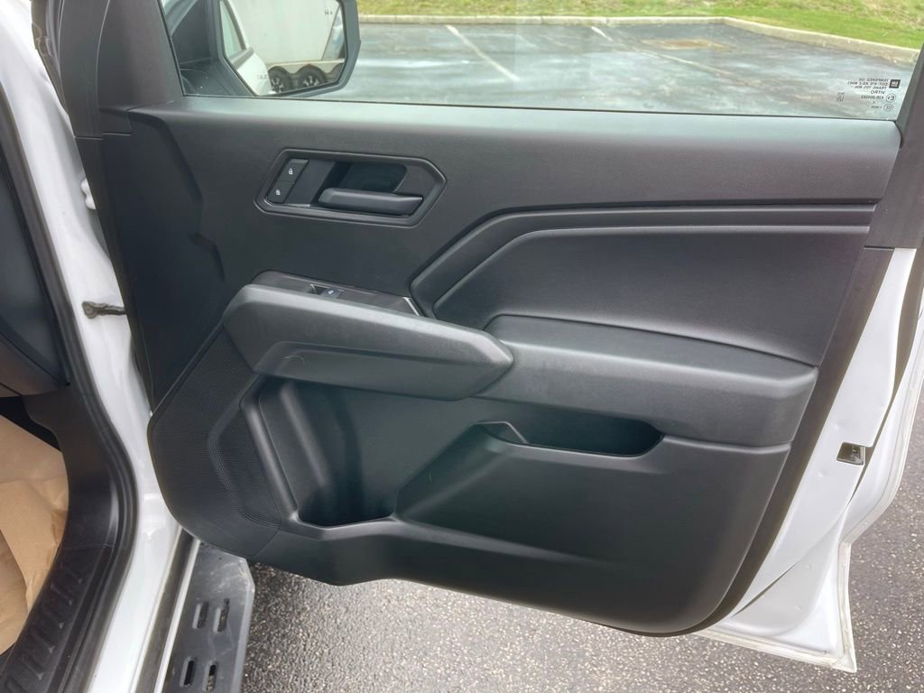 Used 2025 Chevrolet Colorado Trail Boss w/ Midnight Edition image 18