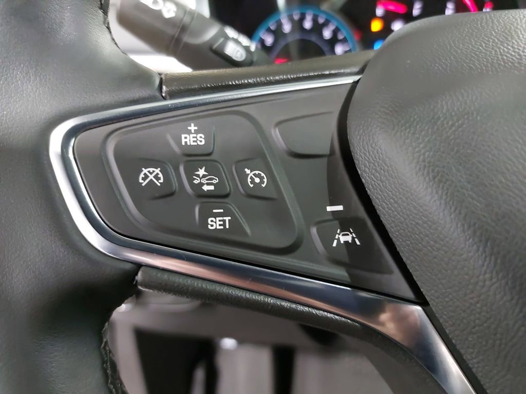Used 2023 Chevrolet Equinox LT AWD/4WD image 17