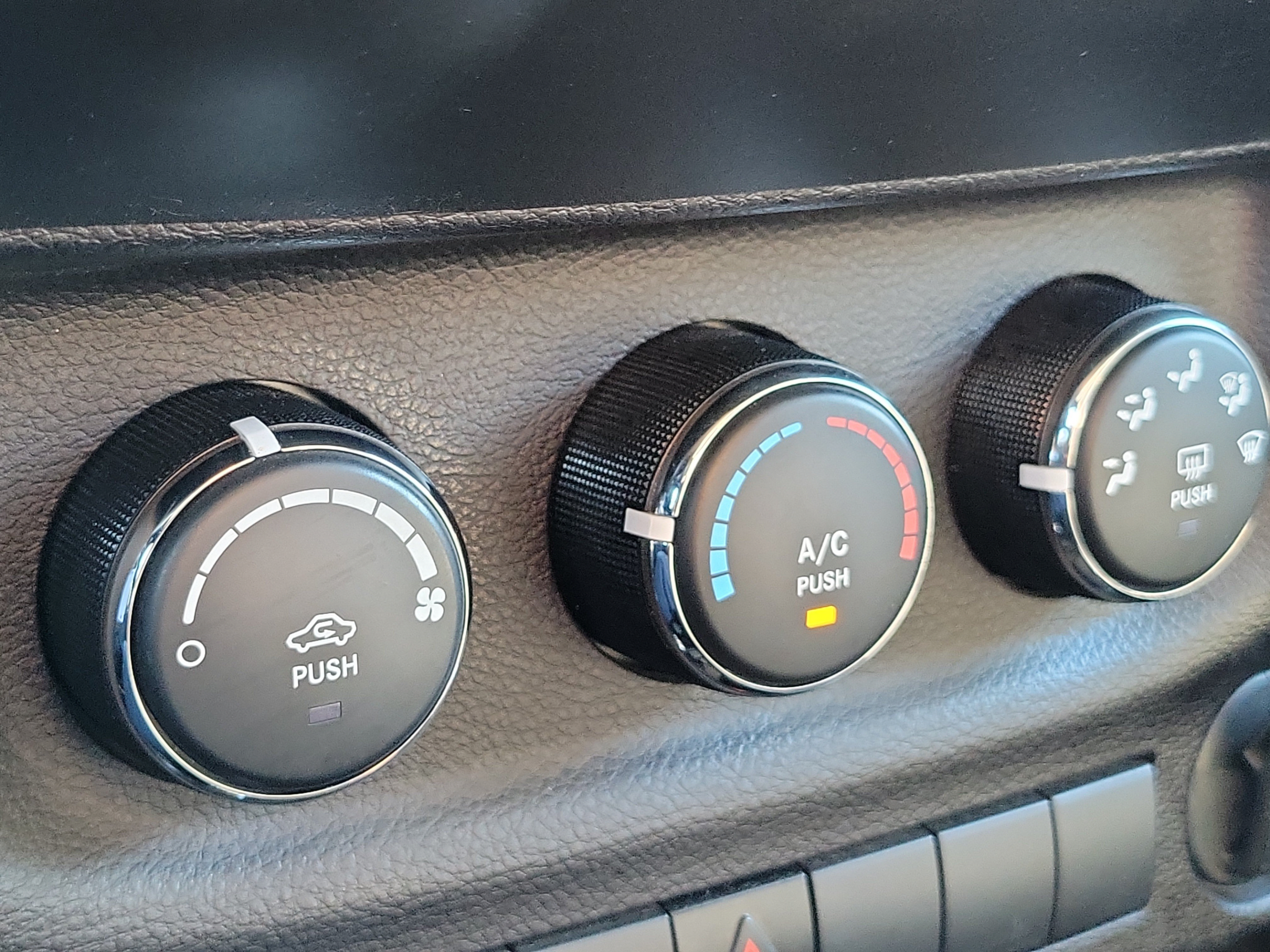 Used 2018 Jeep Wrangler Sport AWD/4WD image 21