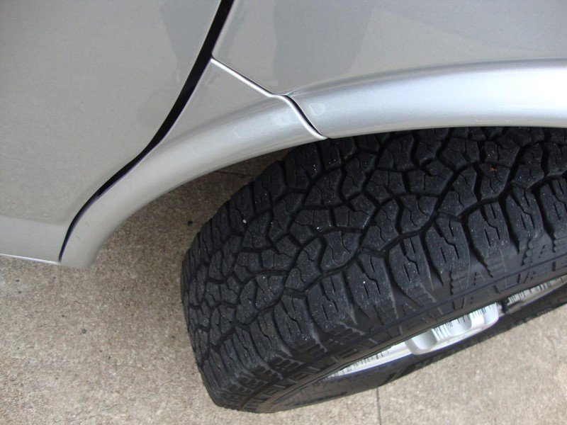 Used 2017 Chevrolet Express 2500 LS image 18