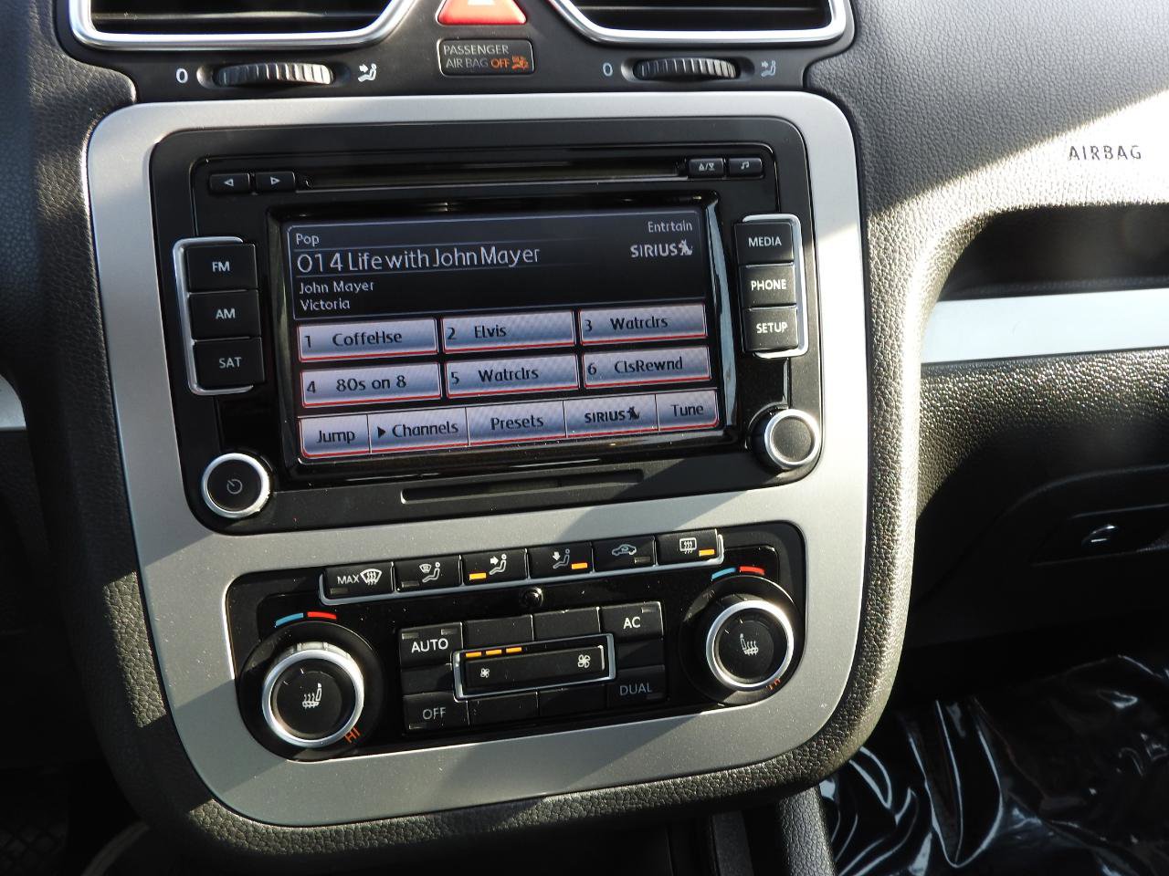 Used 2012 Volkswagen Eos Komfort FWD image 15