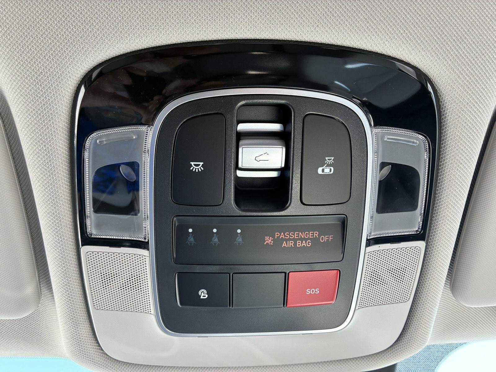 Used 2024 Hyundai Tucson Limited AWD/4WD image 35
