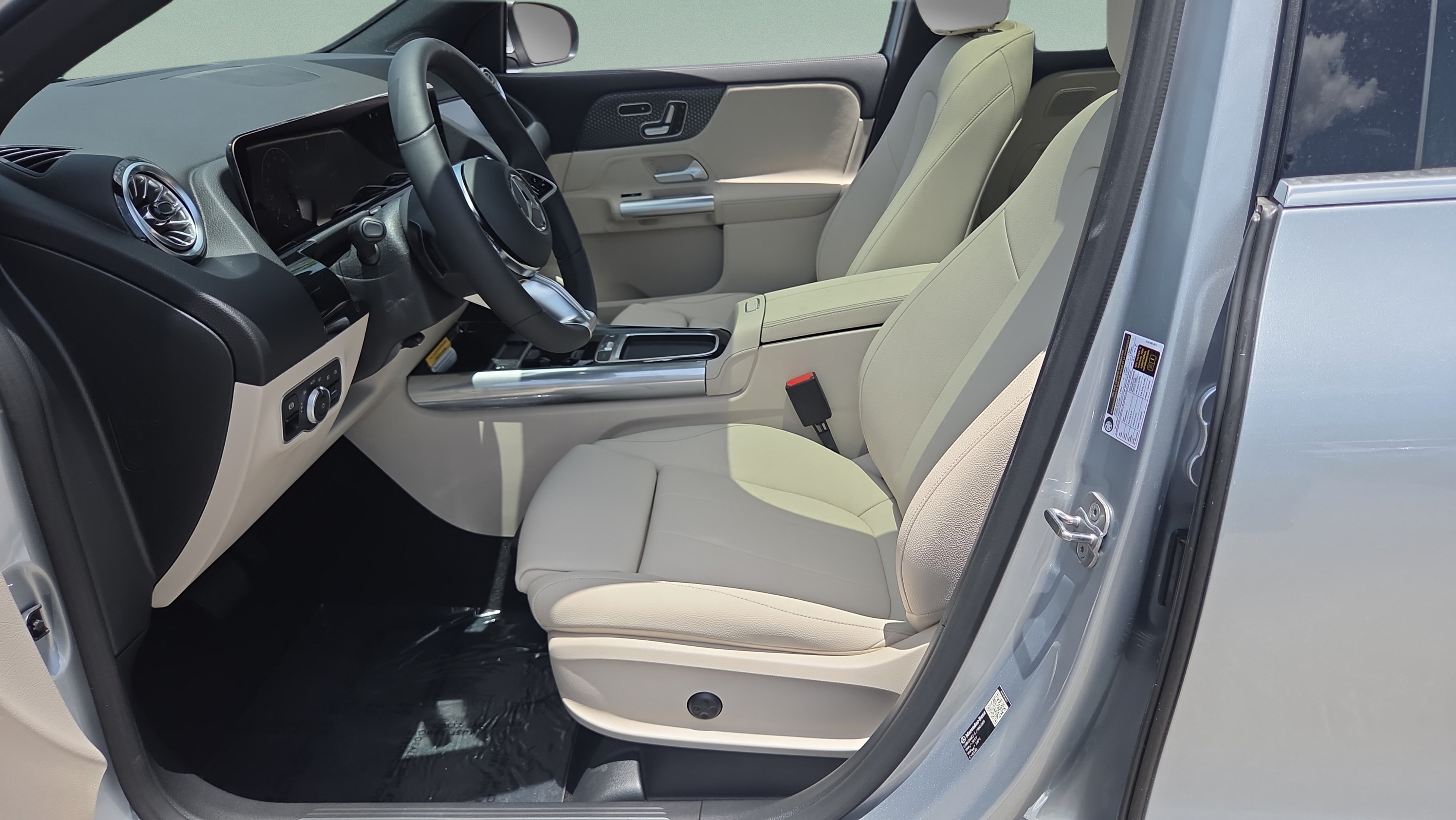 New 2026 Mercedes-Benz GLA 250 image 9