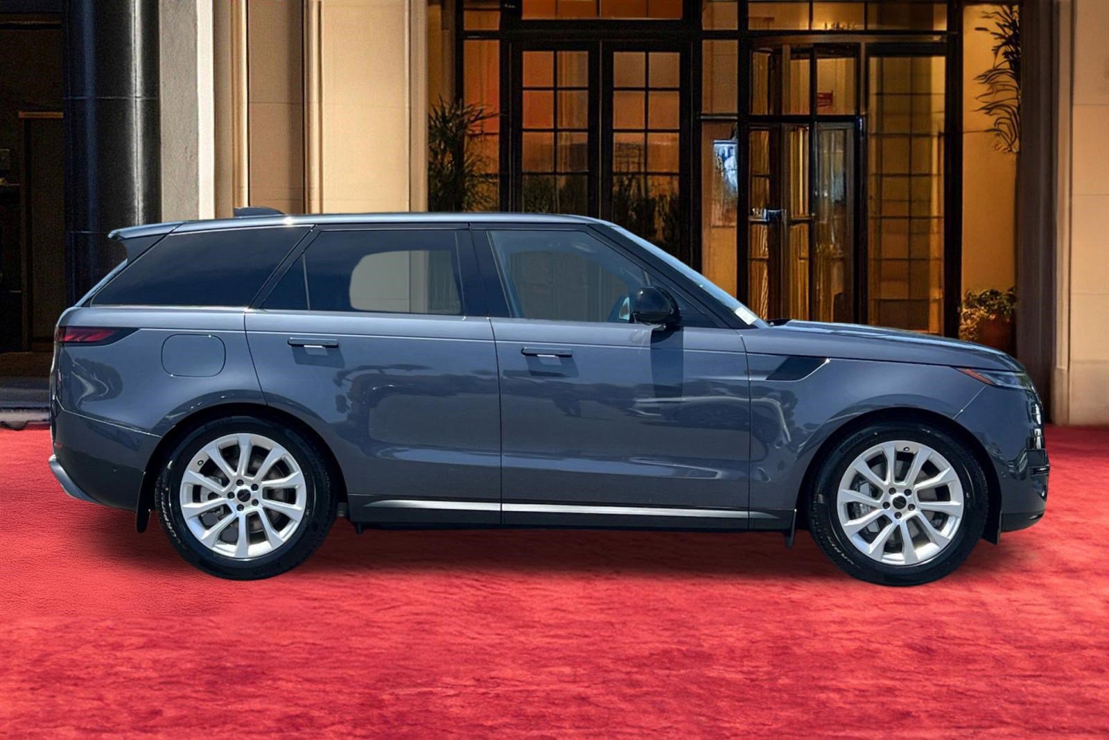 New 2026 Land Rover Range Rover Sport SE AWD/4WD image 6