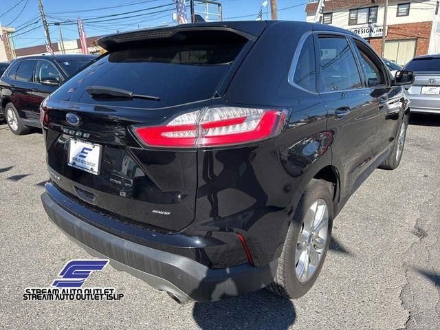 Used 2022 Ford Edge Titanium image 11
