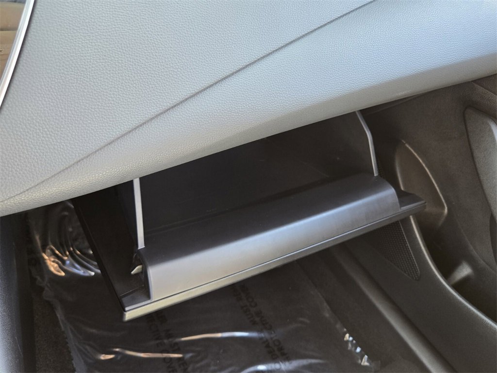 Used 2025 Toyota Corolla LE image 21