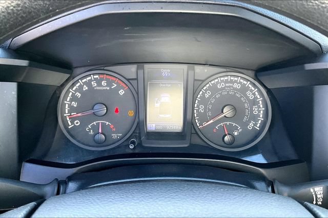 Used 2021 Toyota Tacoma SR AWD/4WD image 13