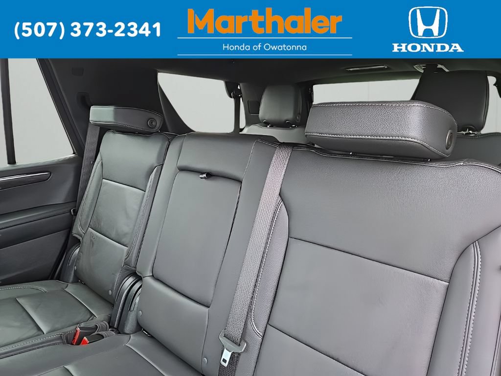 Used 2025 Chevrolet Tahoe LT AWD/4WD image 13