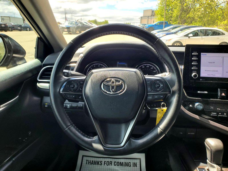 Used 2024 Toyota Camry SE FWD image 9