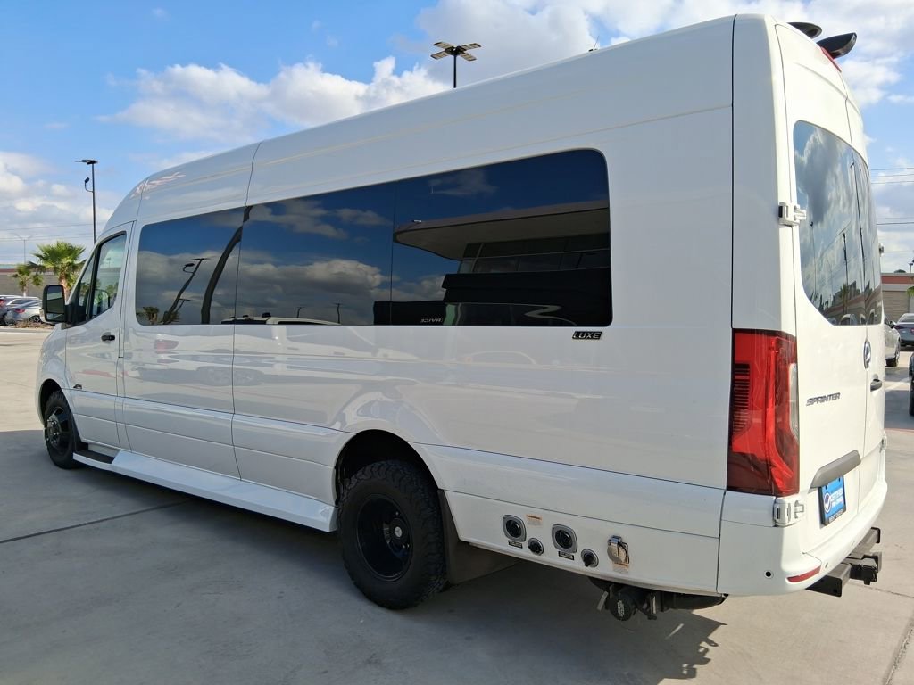 Used 2023 Mercedes-Benz Sprinter 3500 image 6