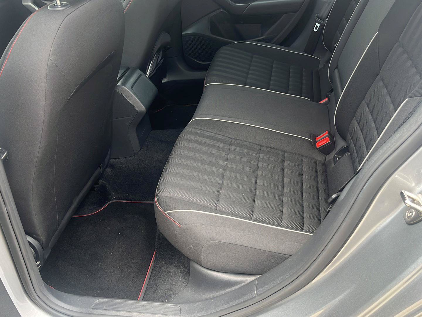 Used 2021 Volkswagen Jetta GLI FWD image 30
