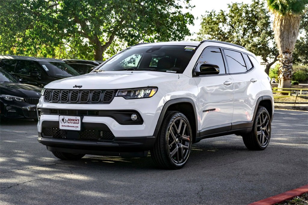 New 2026 Jeep Compass Latitude image 6