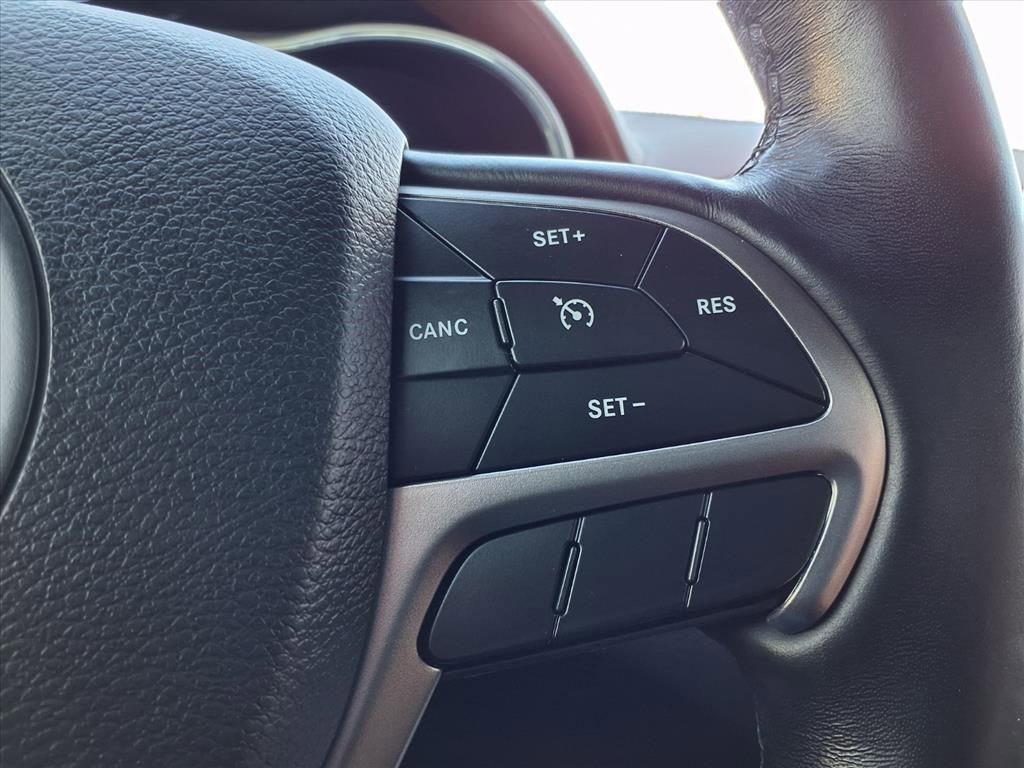 Used 2020 Jeep Grand Cherokee Overland image 30