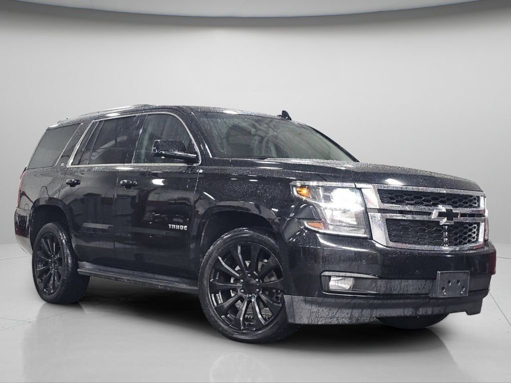 Used 2016 Chevrolet Tahoe LT w/ Luxury Package image 2