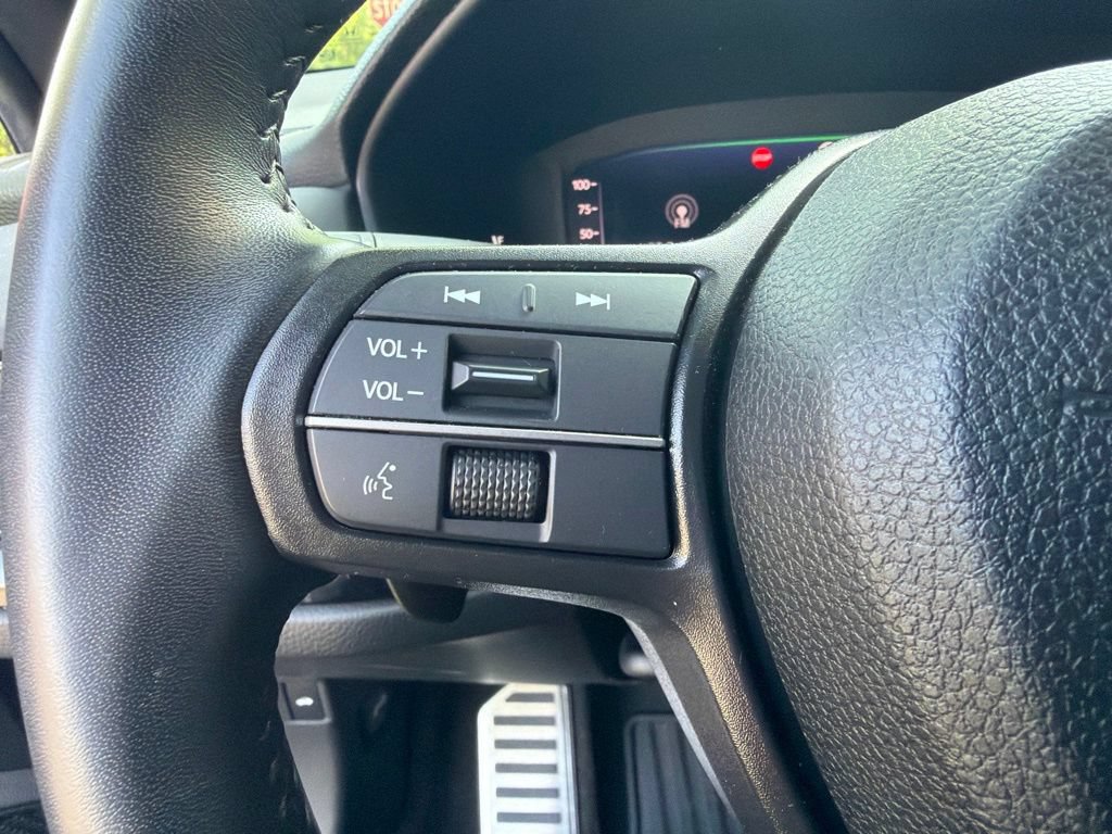 Used 2024 Honda Accord Sport image 13