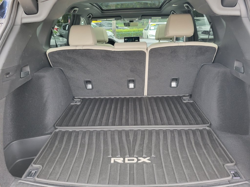 Used 2026 Acura RDX SH-AWD image 8