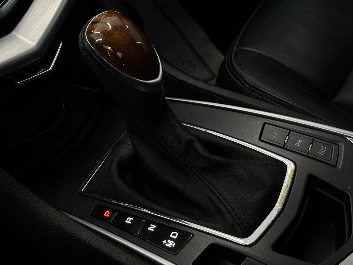 Used 2015 Cadillac SRX Premium w/ LPO, Protection Package FWD image 46