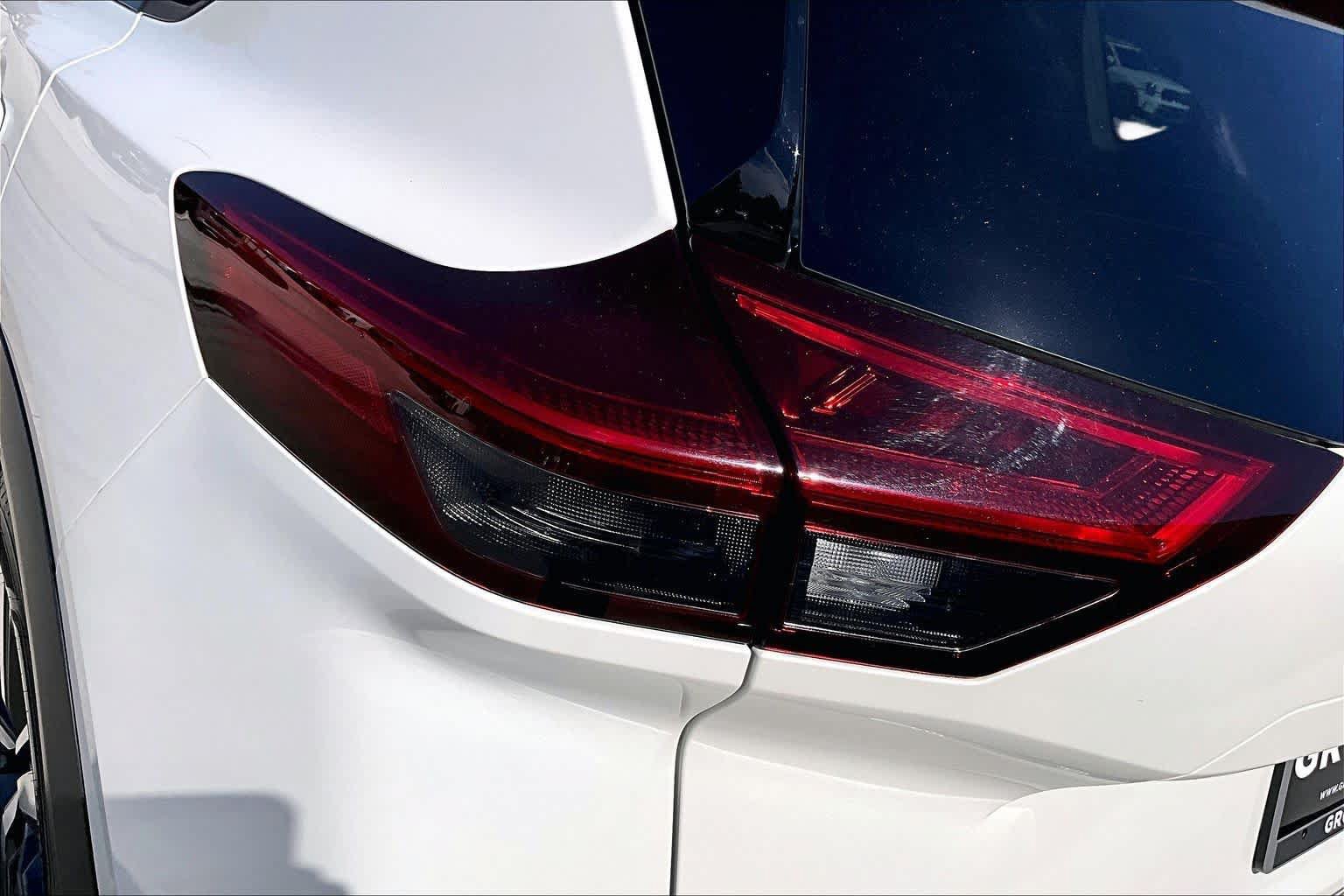 Used 2021 Nissan Rogue SL FWD image 27