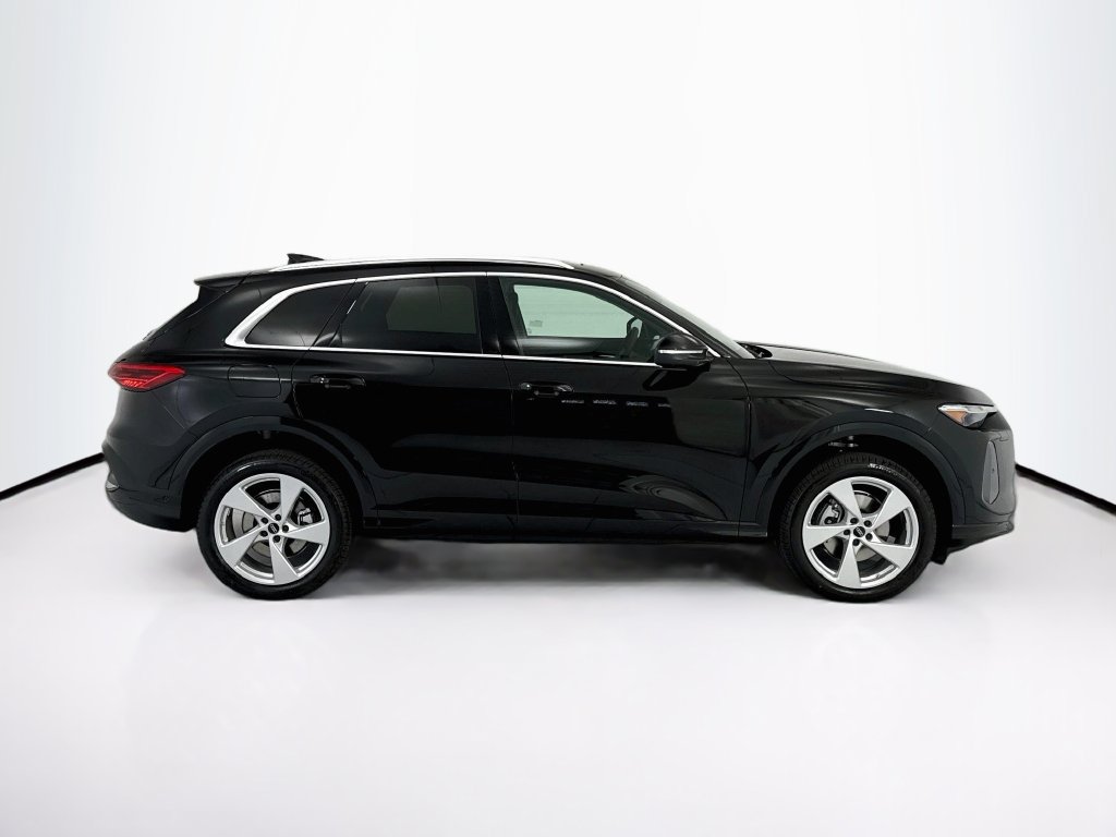 New 2026 Audi Q5 Premium AWD/4WD image 4