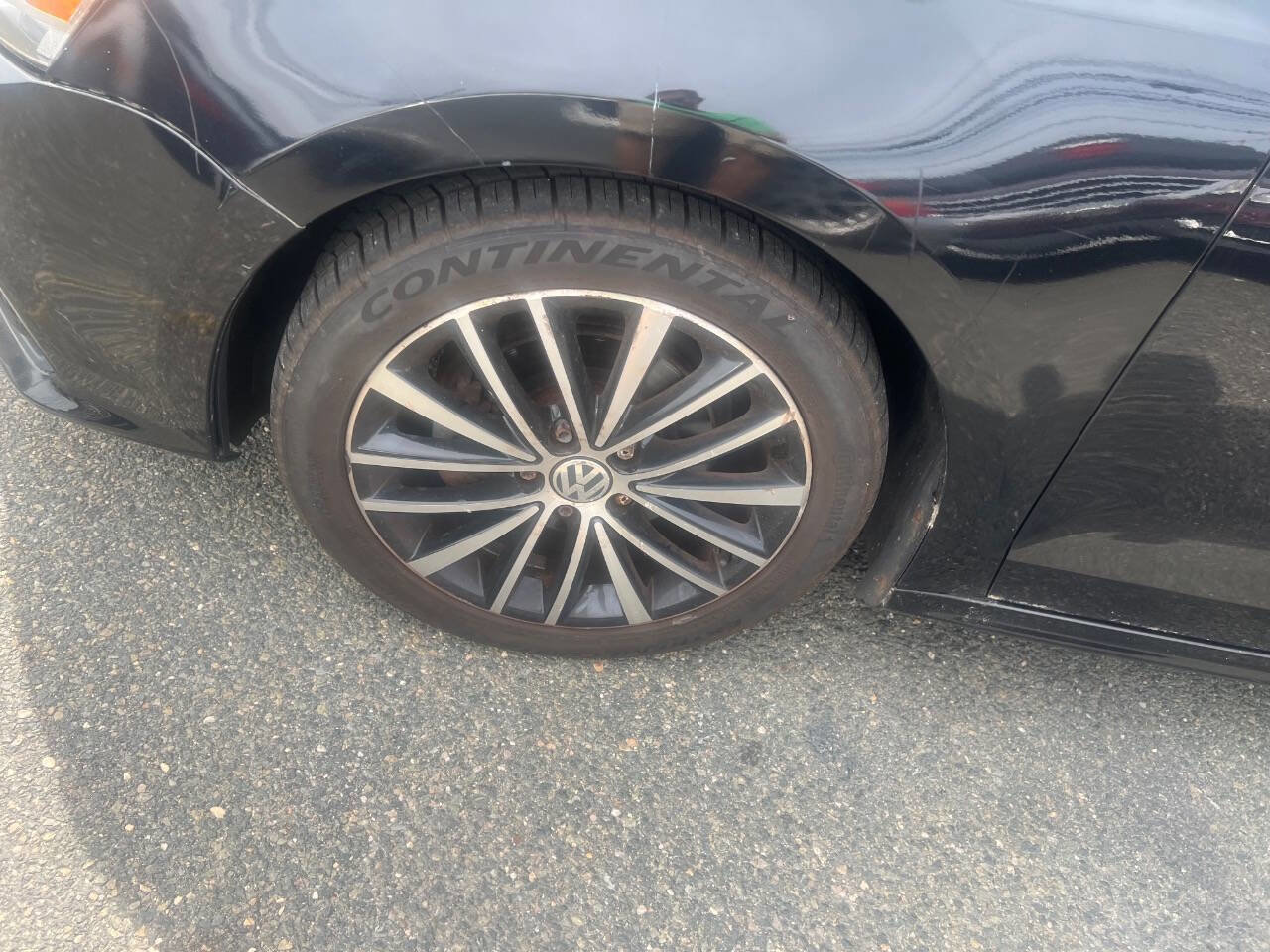 Used 2016 Volkswagen Jetta Sport image 9