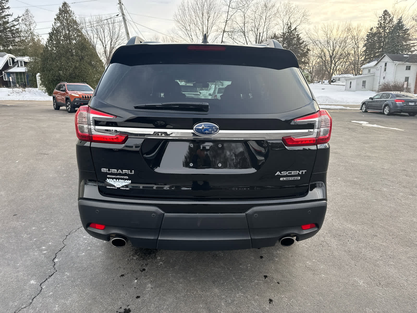 Used 2023 Subaru Ascent Limited image 4