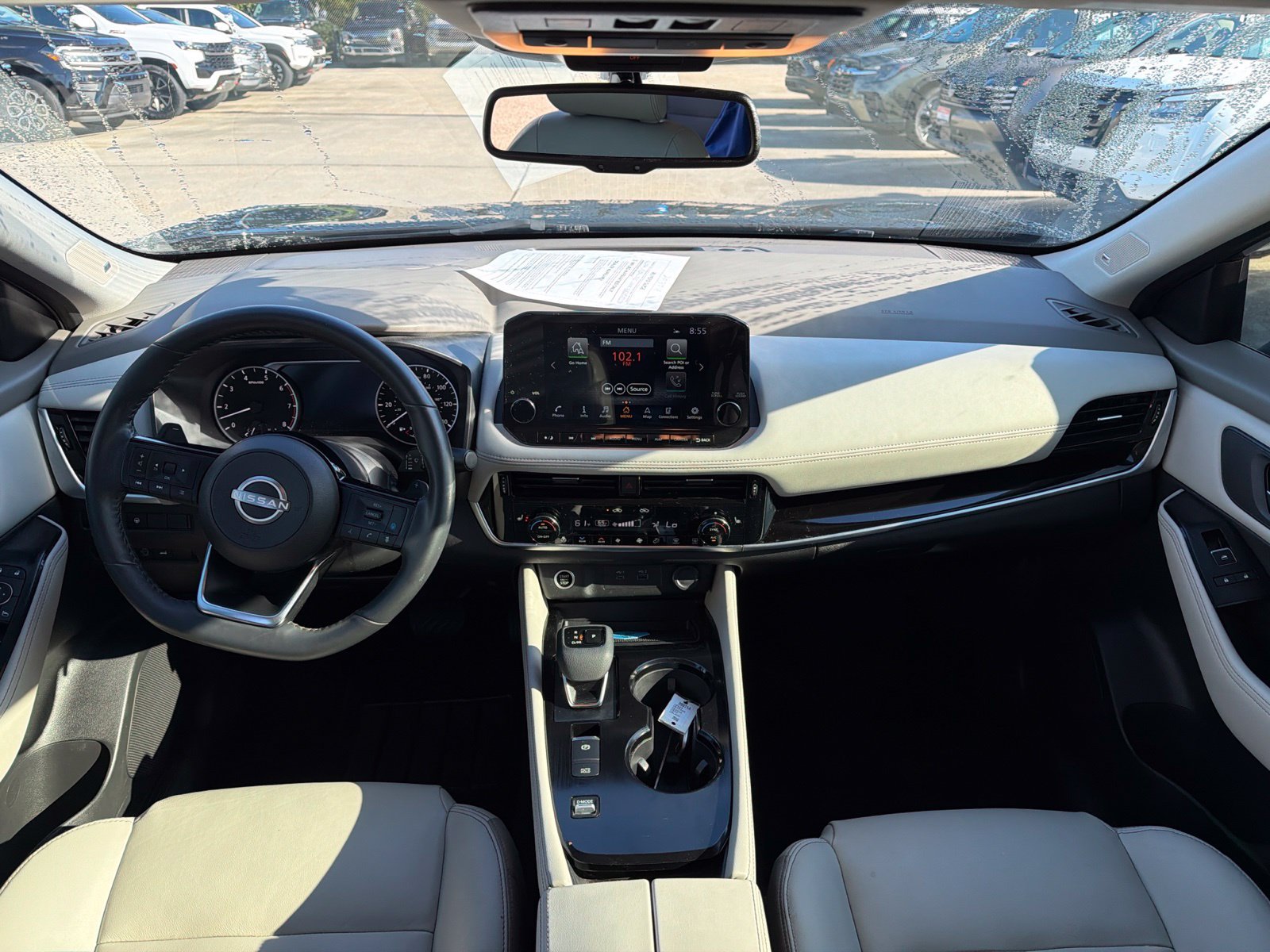 Used 2023 Nissan Rogue SL w/ SL Premium Package FWD image 9